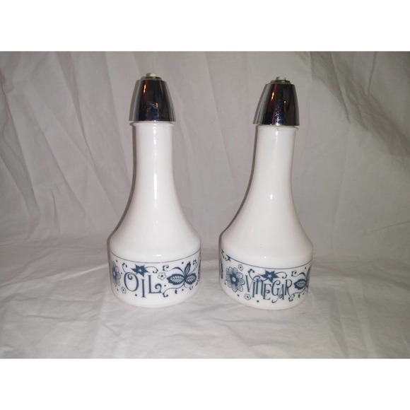 RARE Corelle gemco old town blue blue onion oil and vinegar cruet set - Picture 1 of 6